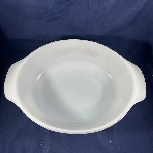 Anchor Hocking Fire King Nature's Bounty 1.5 Qt Oval Baking Dish Vintage Fruit - Picture 3 of 5